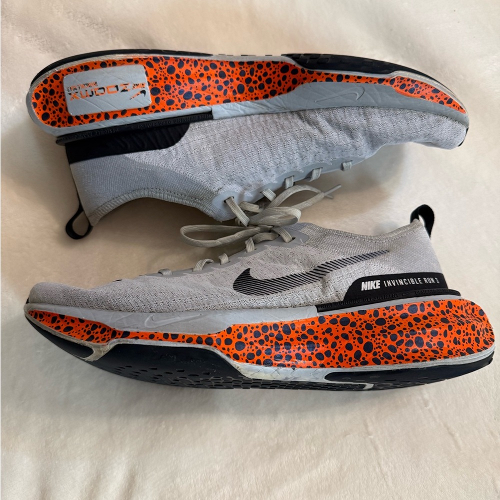 Nike Men’s Invincible Run 3 White Black Orange Running Shoes